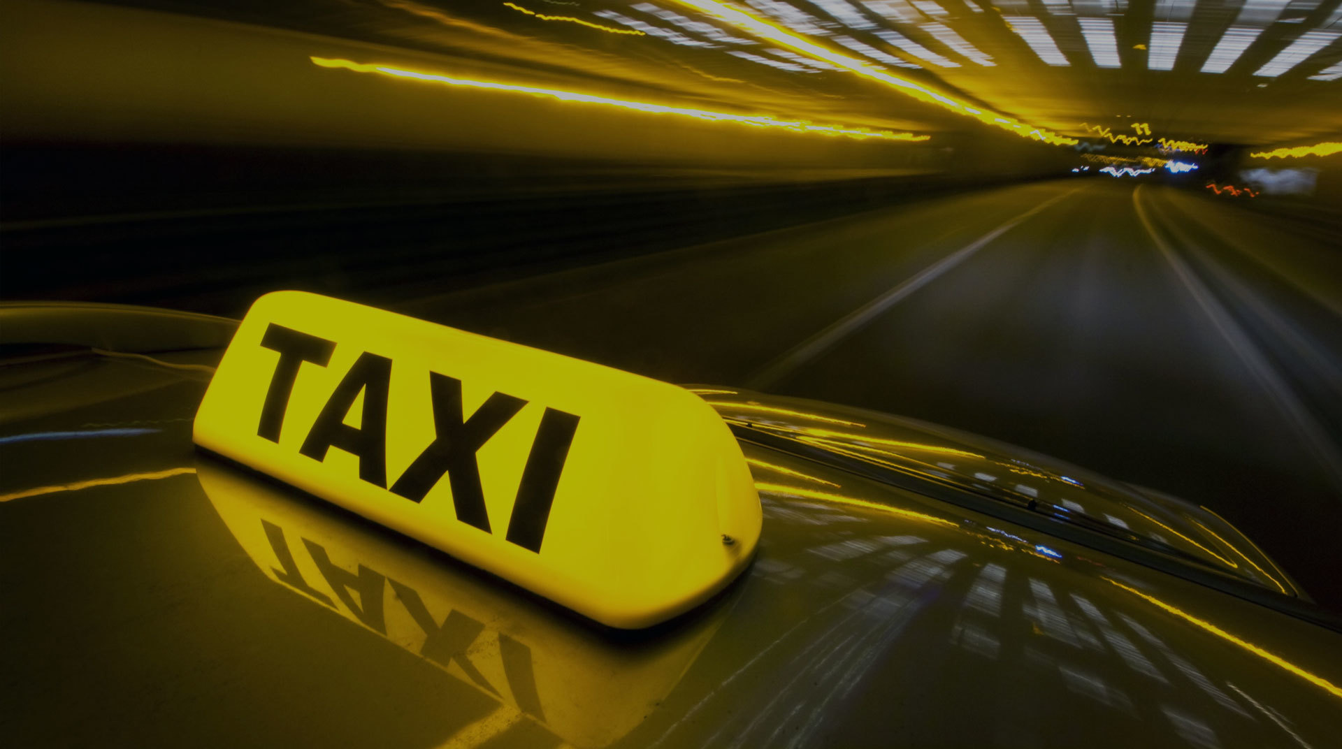 Book Taxi From Chandigarh To Delhi Airport