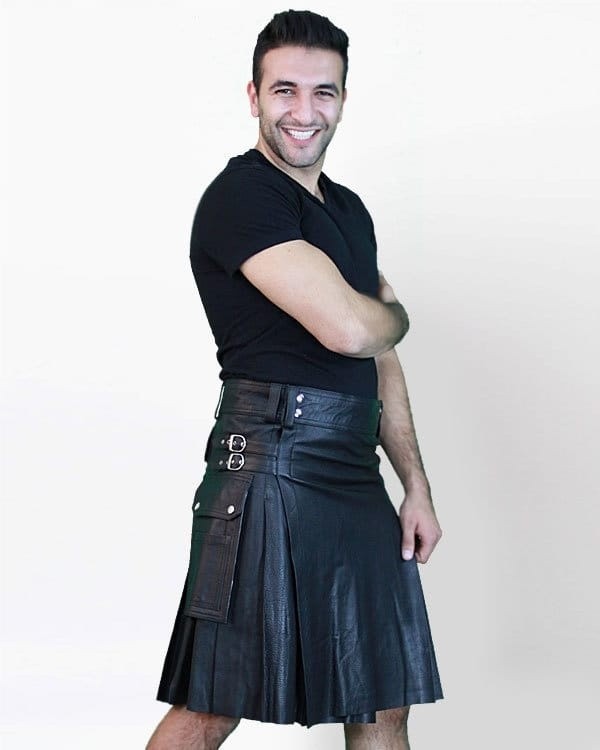 LEATHER KILT WITH TWIN CARGO POCKETS