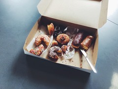 Custom Donut Boxes: Its Benefits and Customization