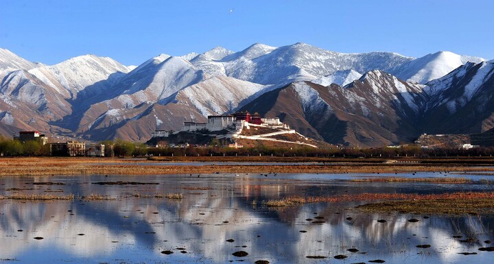 A Tibetan Women's Travel Company In Lhasa | Lama Mani Tours