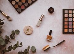 Getting All the Bang for Your Buck You Need: Wholesale Cosmetics