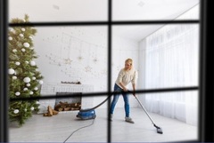 Benefits of Hiring Professional Tile Cleaning Before Christmas