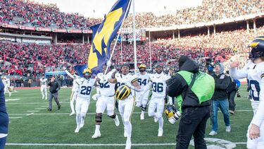 Does flag planting have a place in college football? - ESPN