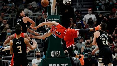 Milwaukee Bucks' Grayson Allen suspended one game for foul on Chicago Bulls' Alex Caruso