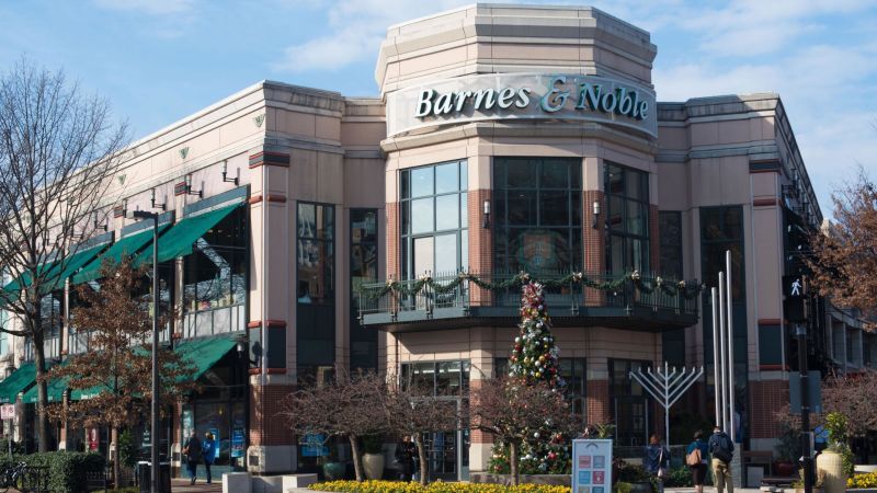 Barnes & Noble stock soars 20% as it explores a sale | CNN Business