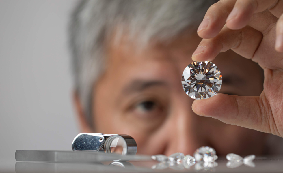 Should Customers On A Budget Try Purchasing Lab Diamond Jewels?