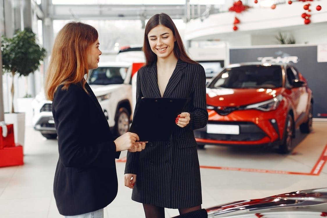 8 Mistakes to Avoid While at a Car Dealership