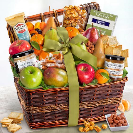 4 Tips to Keep in Mind When Choosing a Fruit Gift Basket